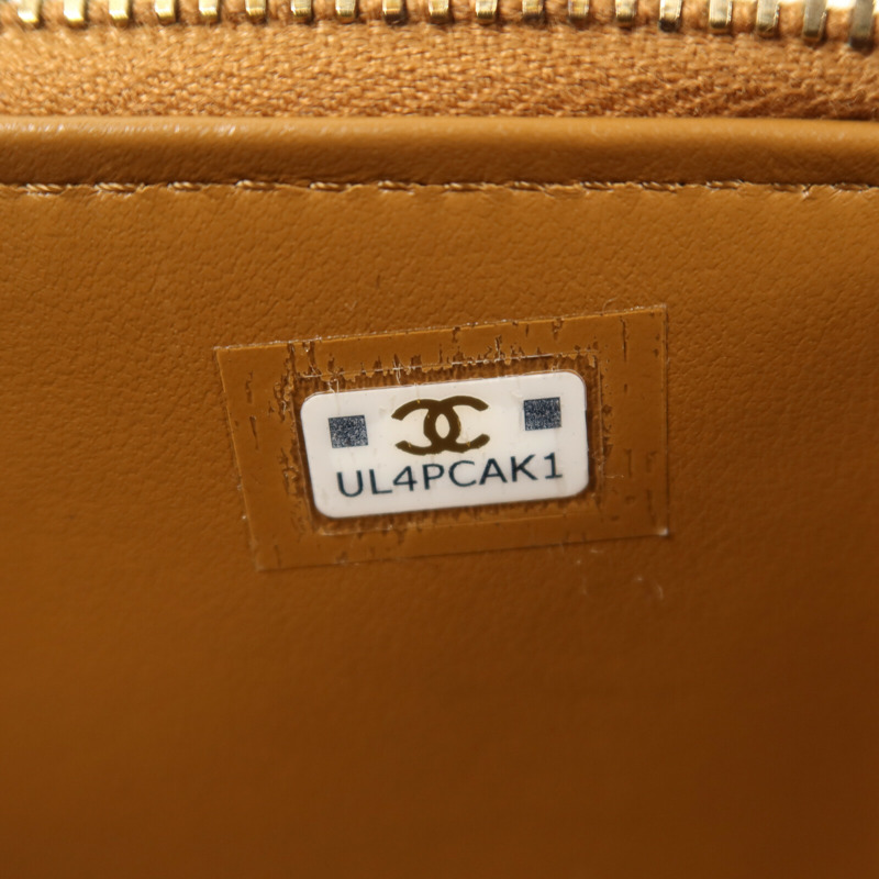 CHANEL 牛皮皮革Vanity Case金扣鏈帶手挽肩背兩用袋-12