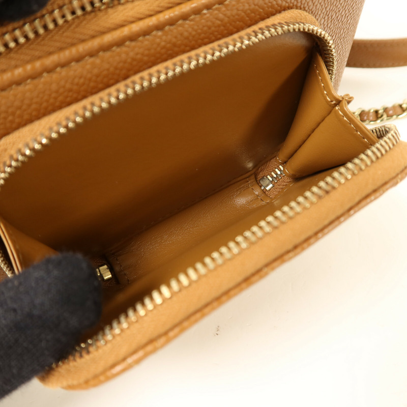 CHANEL 牛皮皮革Vanity Case金扣鏈帶手挽肩背兩用袋-13