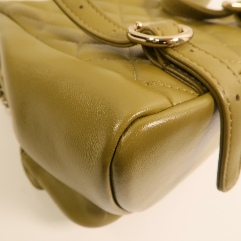 CHANEL 牛皮皮革Duma金扣背包-13