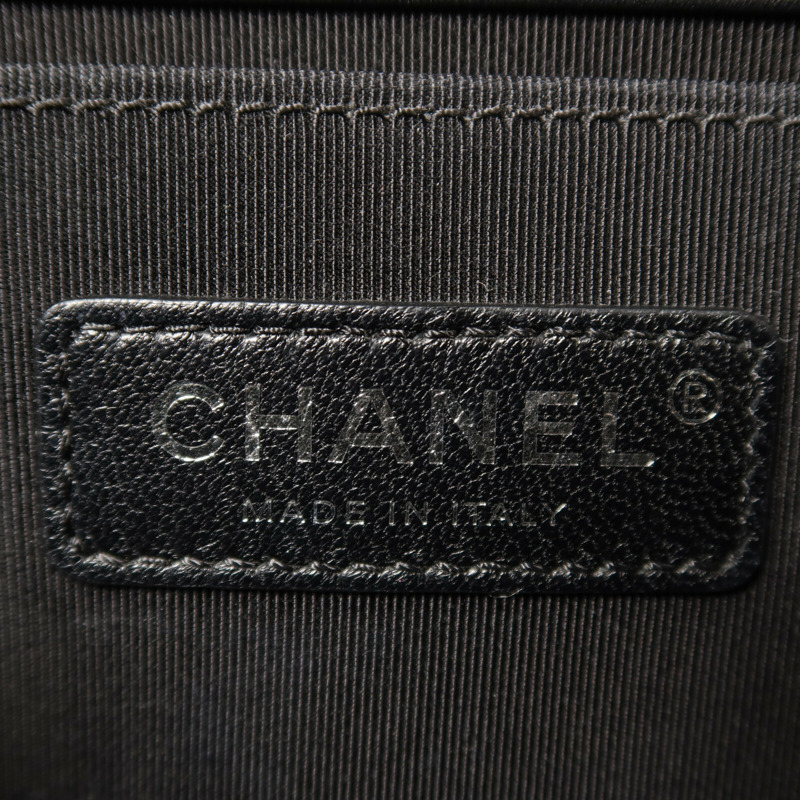 CHANEL 牛皮皮革Boy 20銀扣鏈帶肩背袋-5