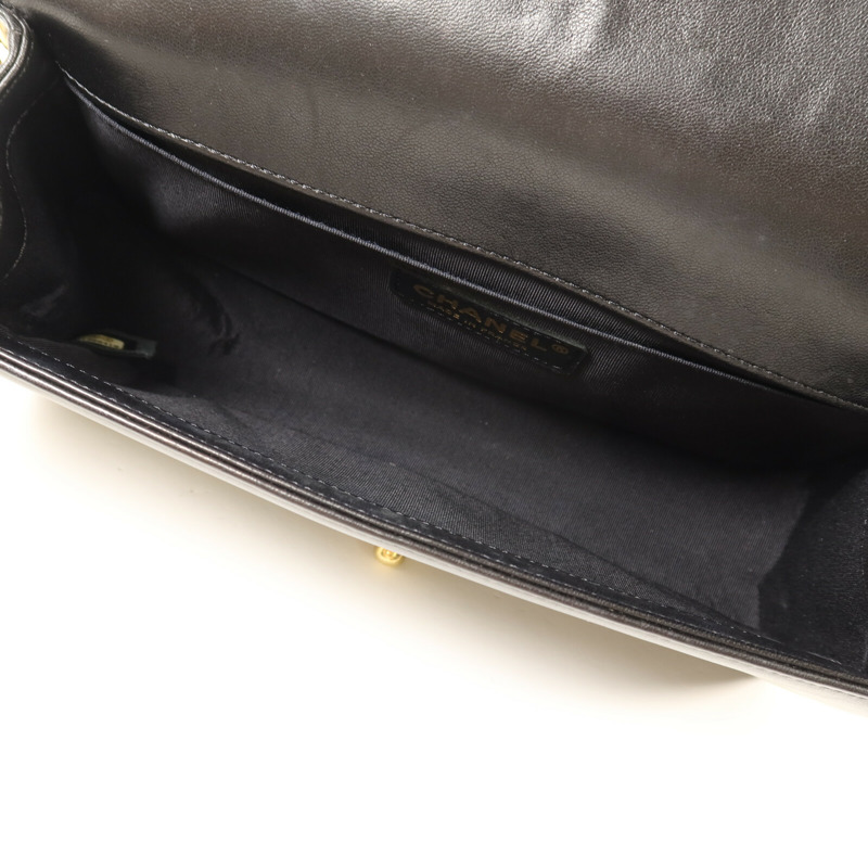 CHANEL 羊皮皮革Boy 25金扣鏈帶肩背袋-4