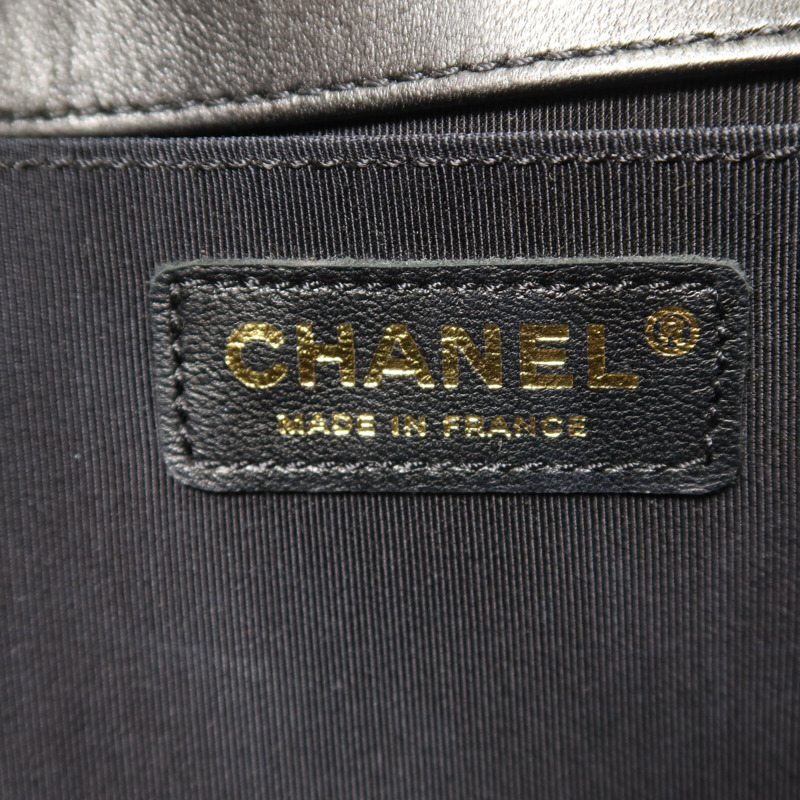 CHANEL 羊皮皮革Boy 25金扣鏈帶肩背袋-5