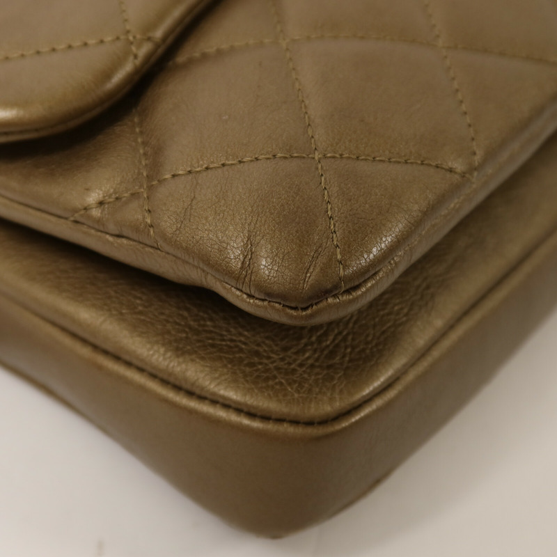 CHANEL 牛皮皮革Chain Shoulder金扣鏈帶肩背袋-15