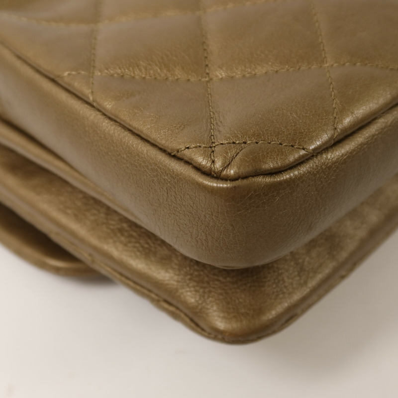 CHANEL 牛皮皮革Chain Shoulder金扣鏈帶肩背袋-17