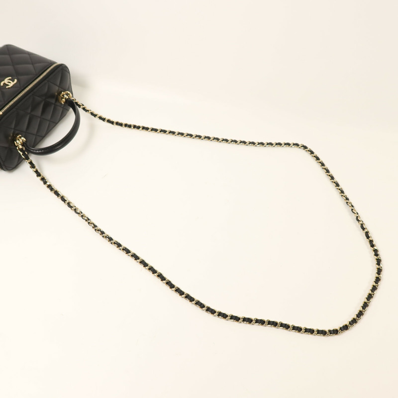 CHANEL 羊皮皮革Vanity Case金扣鏈帶手挽肩背兩用袋-4