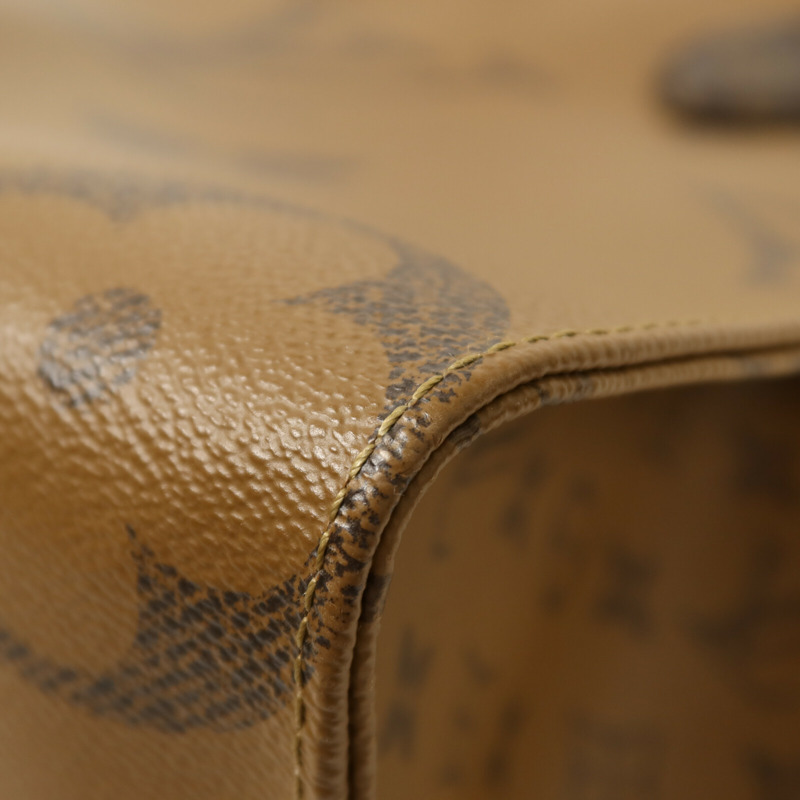 LOUIS VUITTON Monogram Giant/Monogram Reverse On The Go MM金扣手挽肩背兩用袋-7