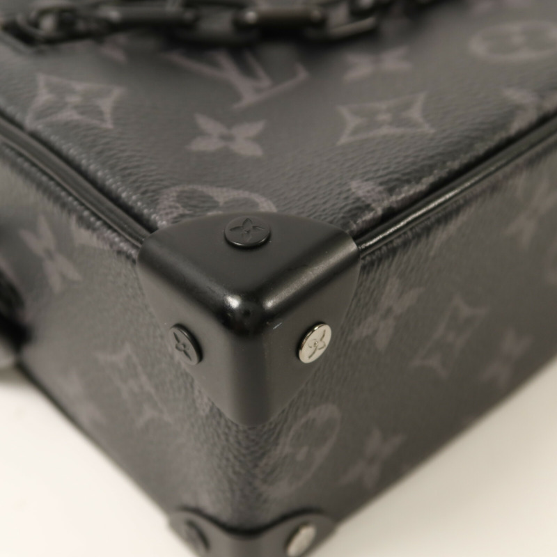 LOUIS VUITTON Monogram Eclipse Mini Soft Trunk肩背袋-9