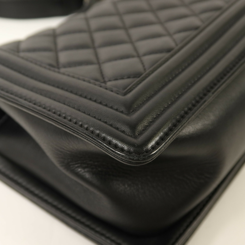 CHANEL 羊皮皮革Boy 25銀扣鏈帶肩背袋-8