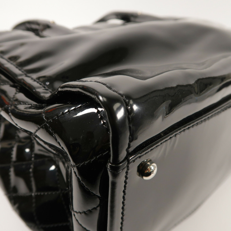 CHANEL 漆皮/牛皮皮革/Totebag銀扣肩背袋-12