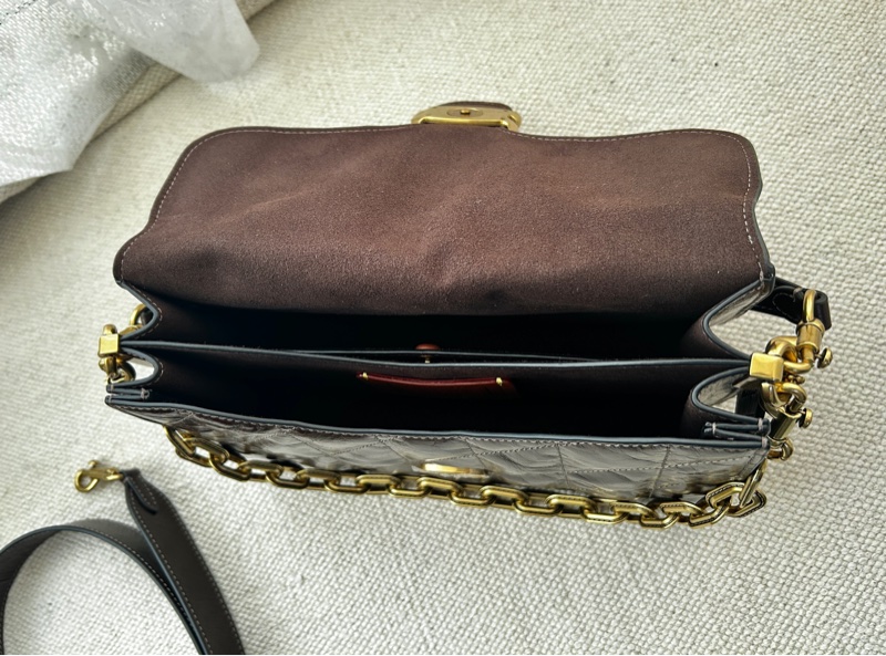 Coach 絎縫 Tabby  CAF55 肩背包-7