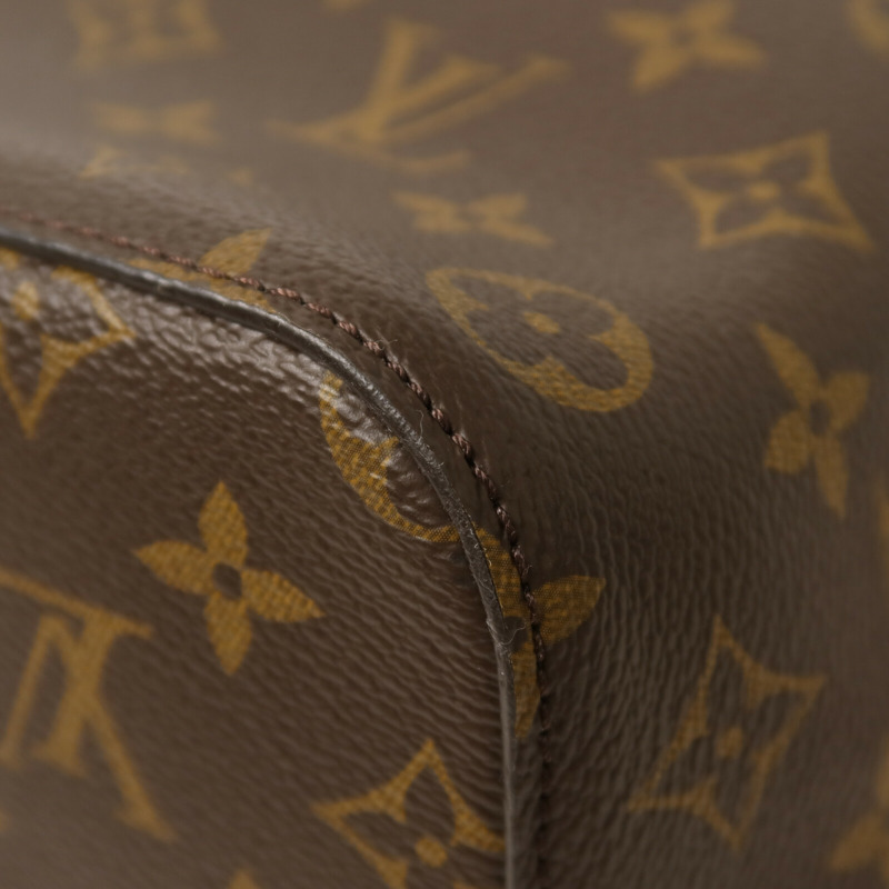 LOUIS VUITTON Monogram Neo Noe MM金扣肩背袋-14