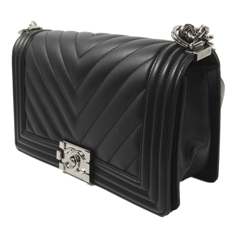 CHANEL 羊皮皮革Boy 25銀扣鏈帶肩背袋-2