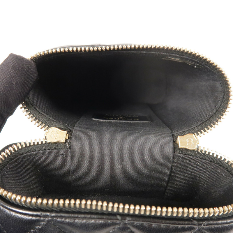 CHANEL 羊皮皮革Phone Case金扣鏈帶肩背袋-4