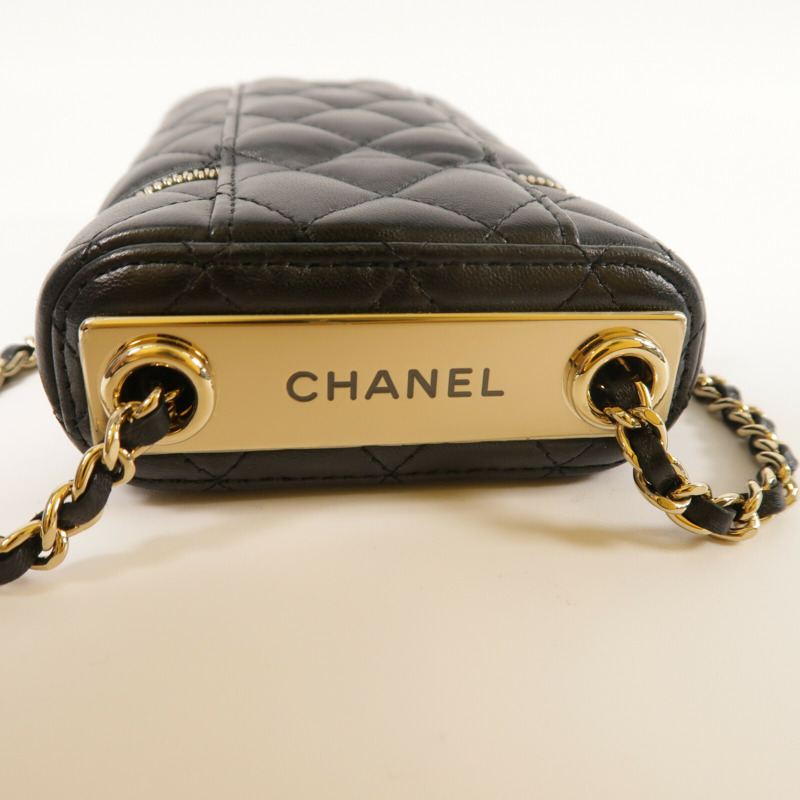 CHANEL 羊皮皮革Phone Case金扣鏈帶肩背袋-7