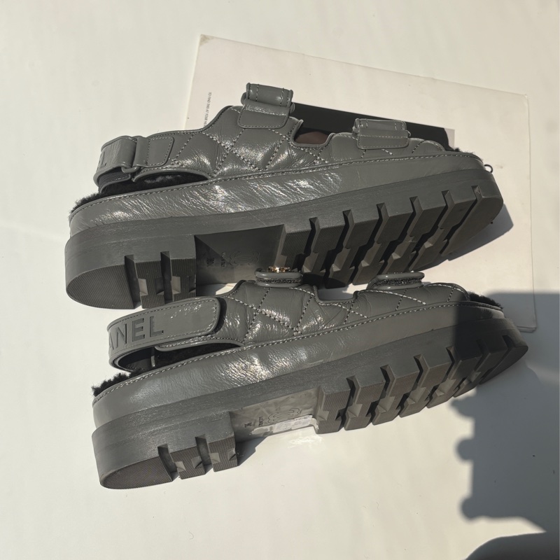 Chanel灰油蠟皮水鑽毛底二舅鞋-7