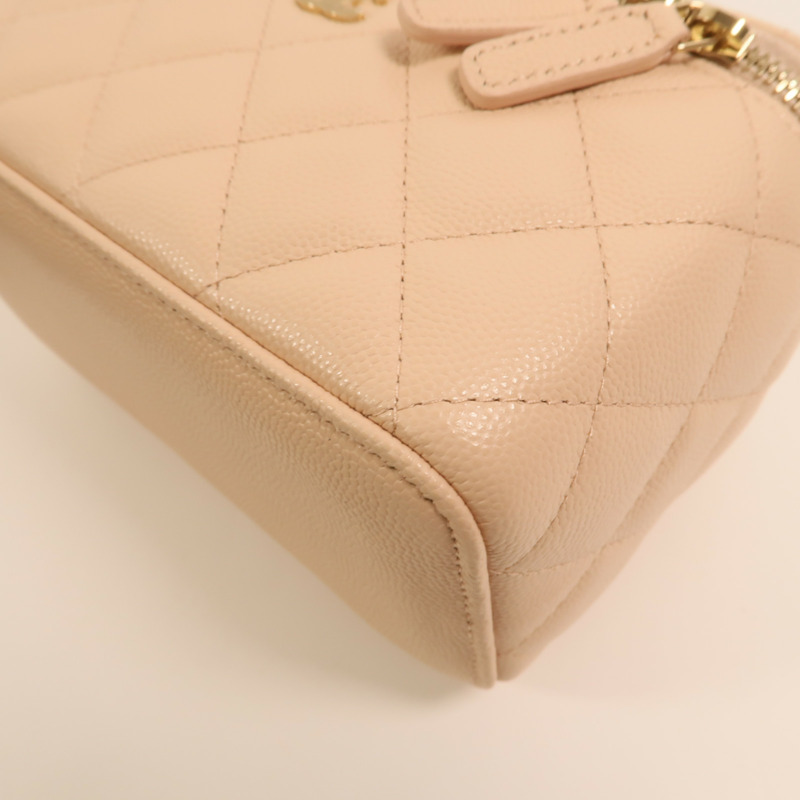 CHANEL 牛皮皮革Vanity Case金扣鏈帶肩背袋-11