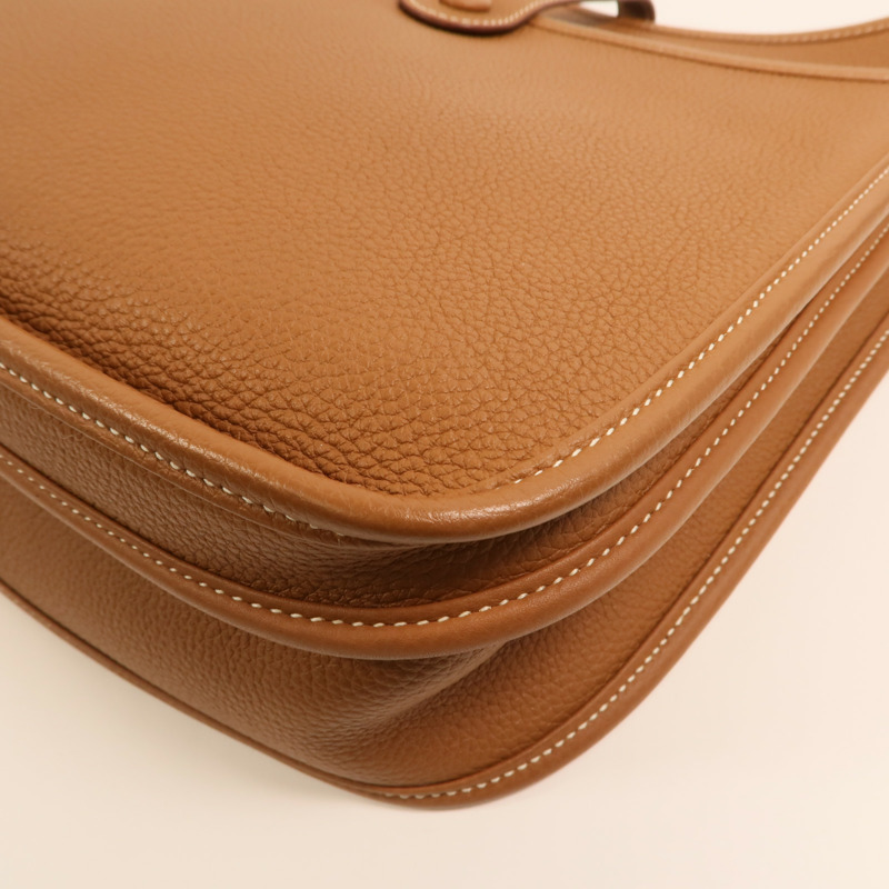 HERMES Clemence皮革Evelyne PM金扣肩背袋-12