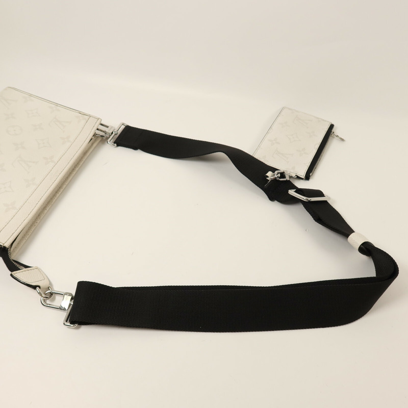 LOUIS VUITTON Taigarama Gaston銀扣肩背袋-7