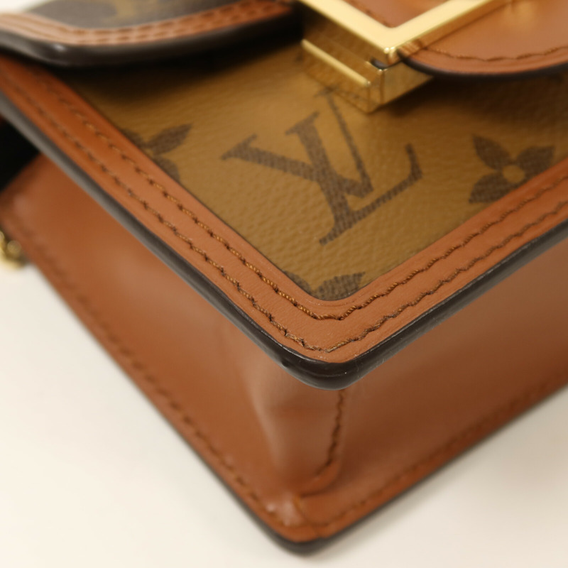 LOUIS VUITTON Monogram/Monogram Reverse Micro Dauphine金扣鏈帶肩背袋棕色-11