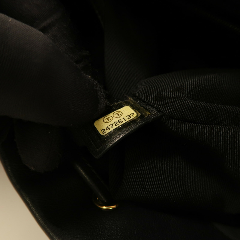 CHANEL 羊皮皮革Backpack金扣鏈帶背包-6