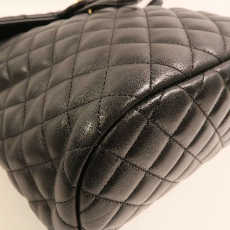 CHANEL 羊皮皮革Backpack金扣鏈帶背包-10