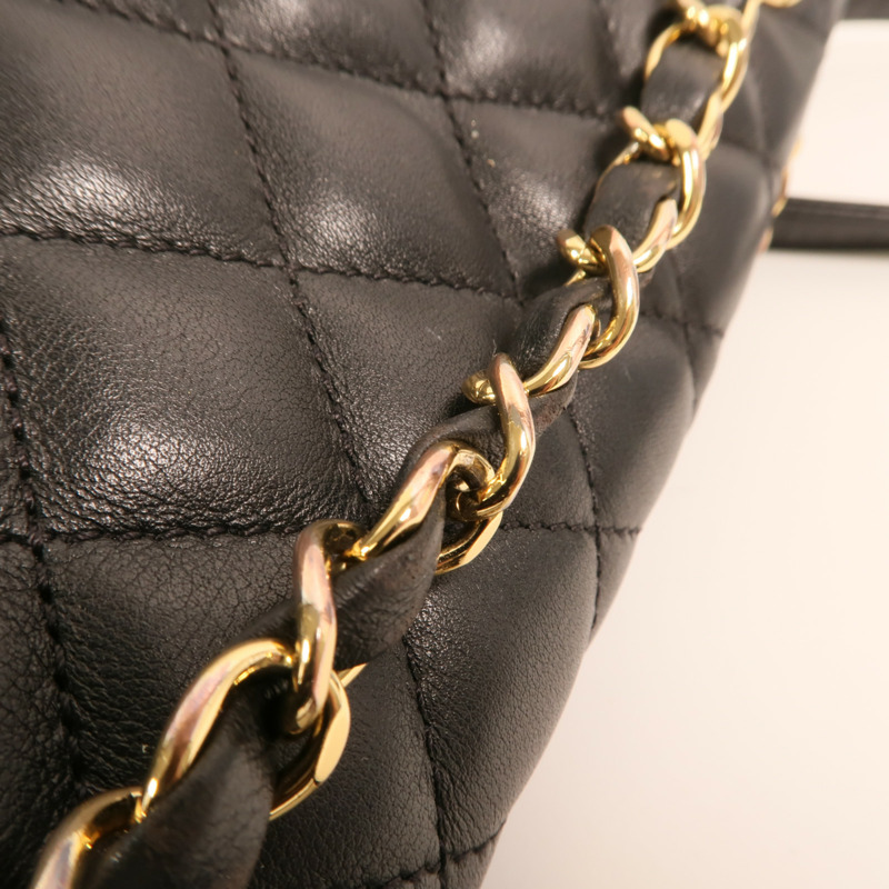 CHANEL 羊皮皮革Backpack金扣鏈帶背包-13