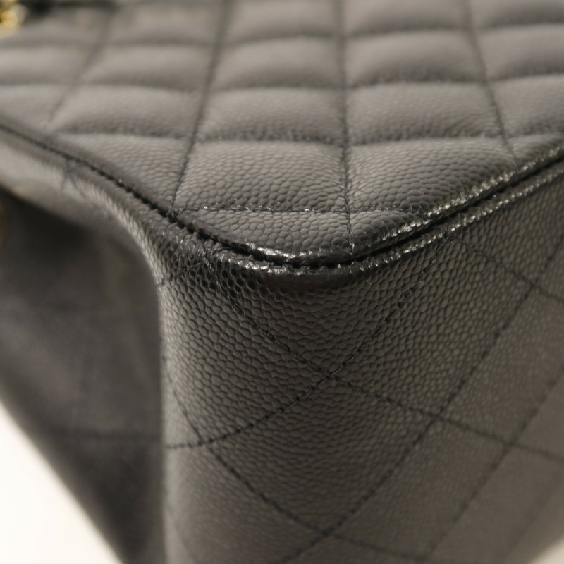 CHANEL 牛皮皮革Mini Tote金扣肩背袋-11