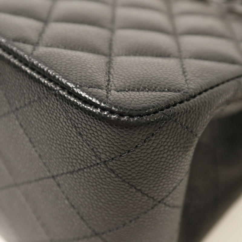 CHANEL 牛皮皮革Mini Tote金扣肩背袋-12