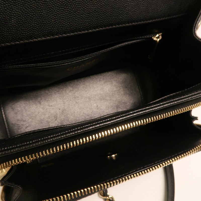 CHANEL 牛皮皮革Business Affinity金扣鏈帶手挽肩背兩用袋-4