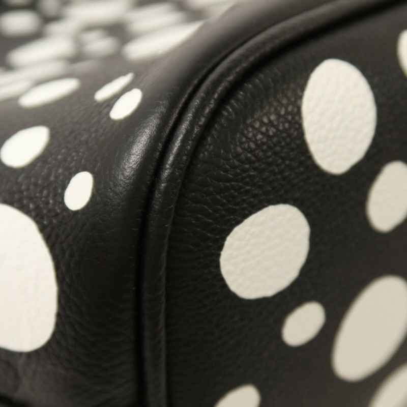 LOUIS VUITTON Monogram Empreinte LVxYK Marshmallow PM肩背袋-11