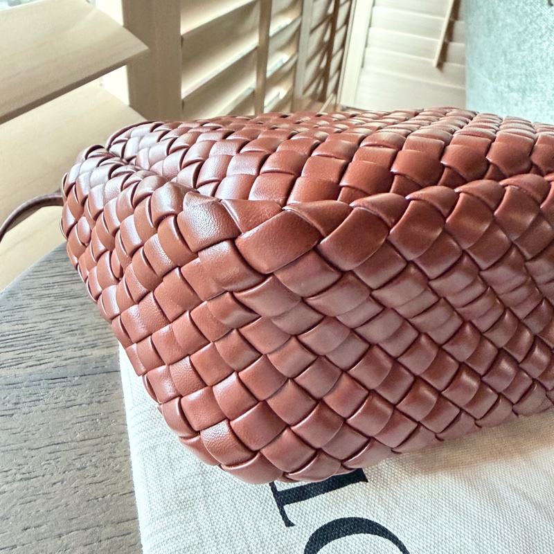 Bottega Veneta mini Cobble BV 元寶包 磚紅色/焦糖色-10