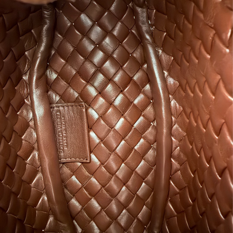 Bottega Veneta mini Cobble BV 元寶包 磚紅色/焦糖色-12