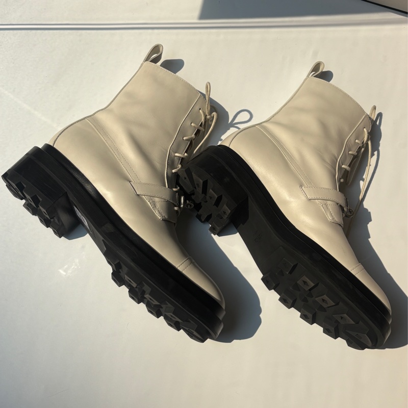 Hermes 米白Kelly釦綁帶短靴-6