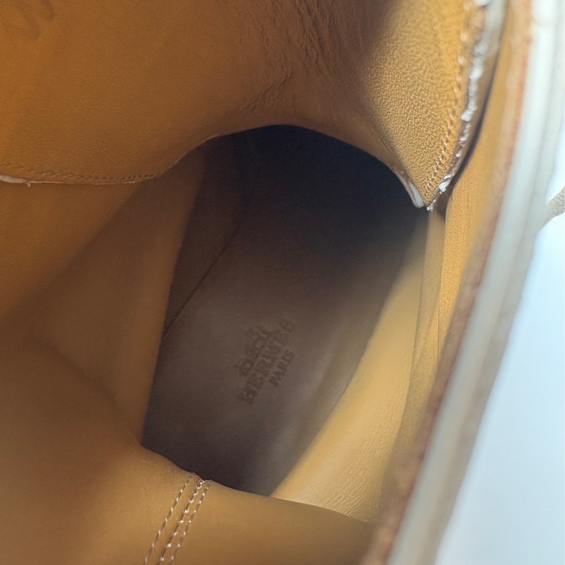 Hermes 米白Kelly釦綁帶短靴-10