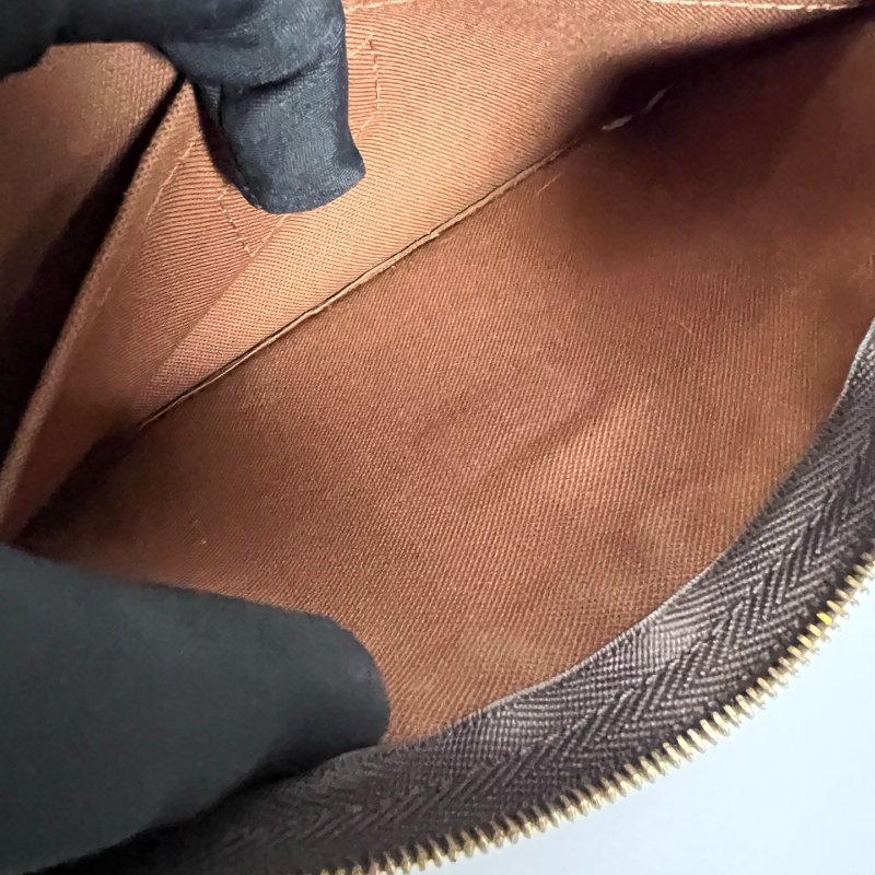 LV M44840/晶片款 粉色五合一-4