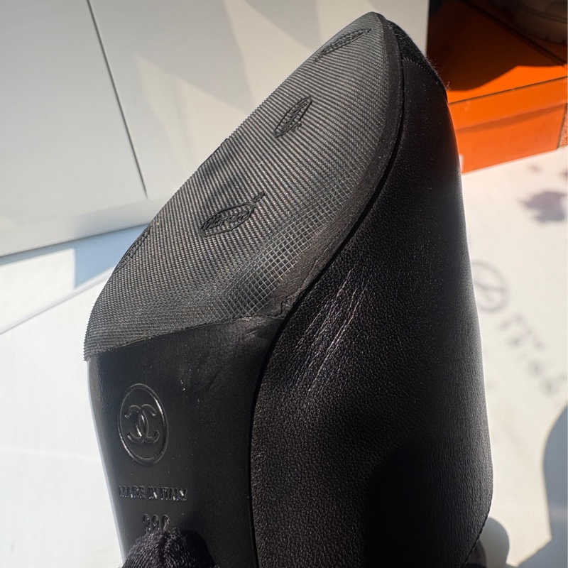 Chanel 黑皮珍珠高根穆勒鞋-5