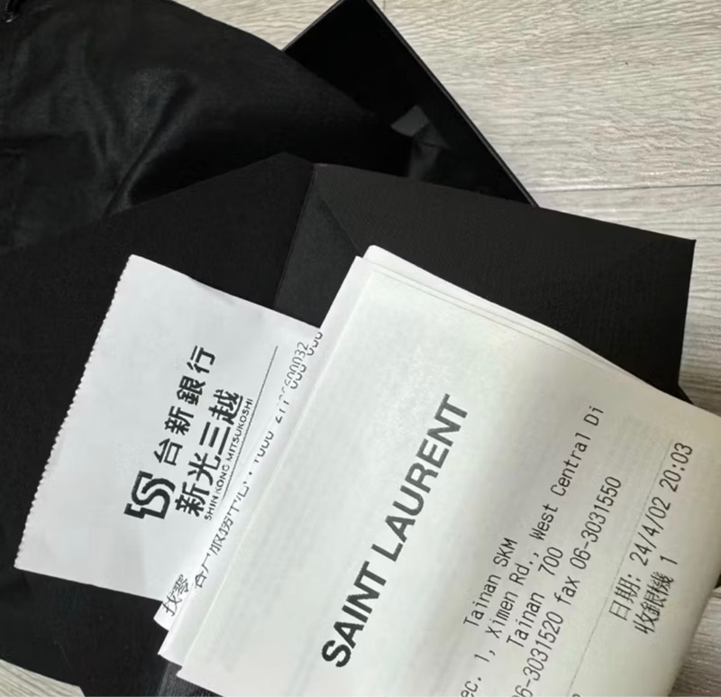 Saint Laurent NOLITA小羊皮迷你手袋-14