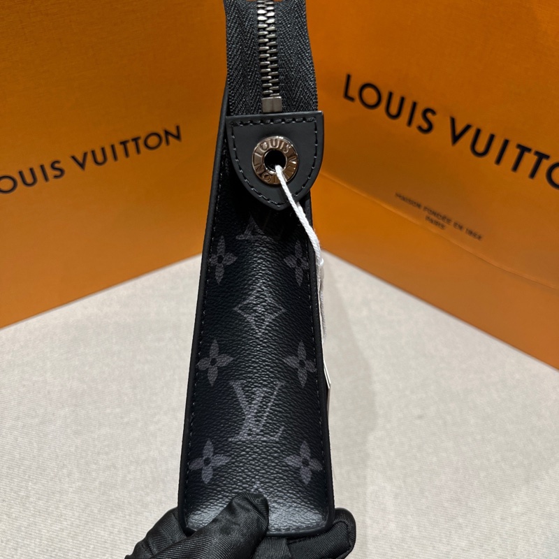 LV 經典老花拼色黑武士手拿包 編碼款-4