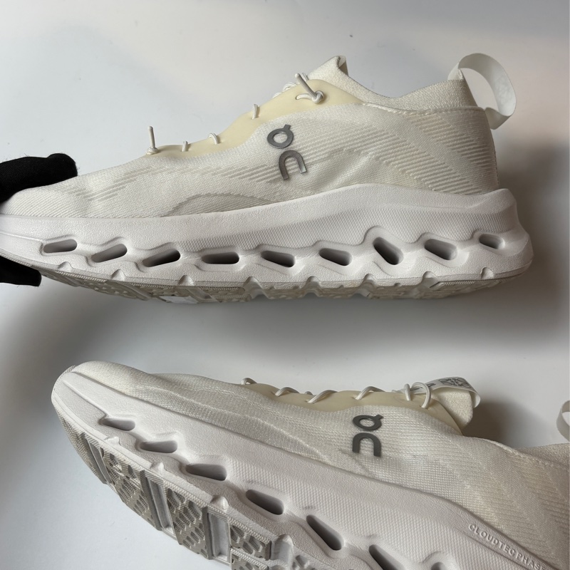 Loewe X On 聯名白色休閒鞋-3