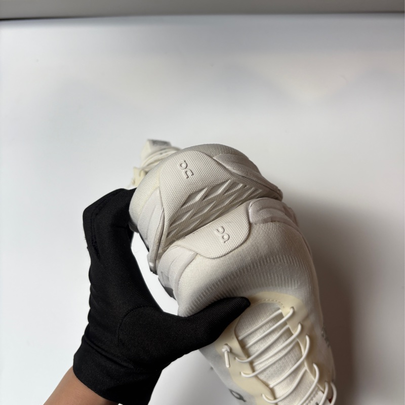 Loewe X On 聯名白色休閒鞋-13