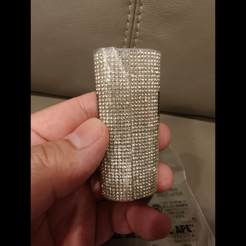 日本帶回現貨,bape打火機鑲鑽打火機套子,絕版品-2