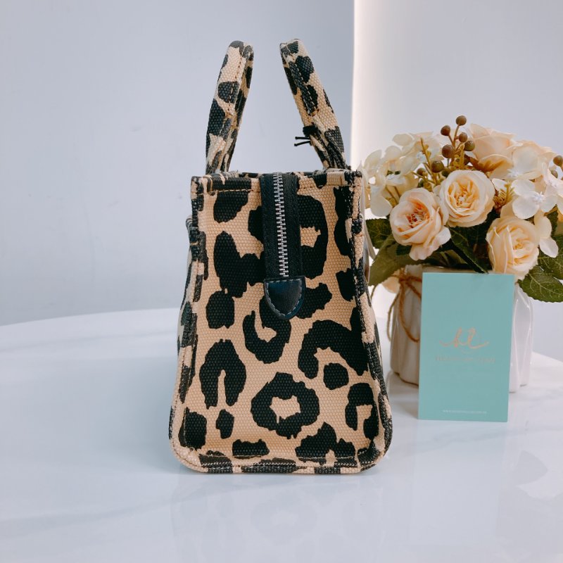 MS0661 Coach 蔻馳豹紋兩用包包Cargo 20 Leopard Shoulder Handbag Canvas Beige-2