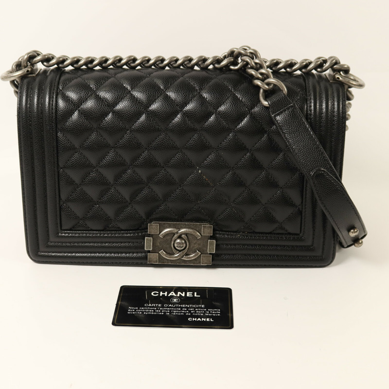 CHANEL 牛皮皮革Boy 25銀扣鏈帶肩背袋-9