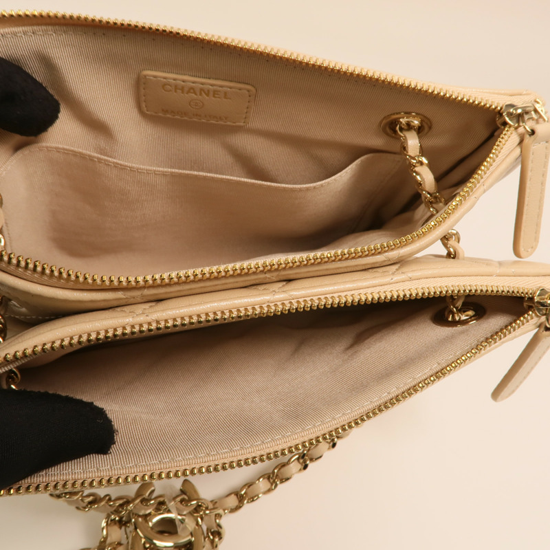 CHANEL 羊皮皮革Drawstring Double Zip Crossbody Bag金扣鏈帶肩背袋-4