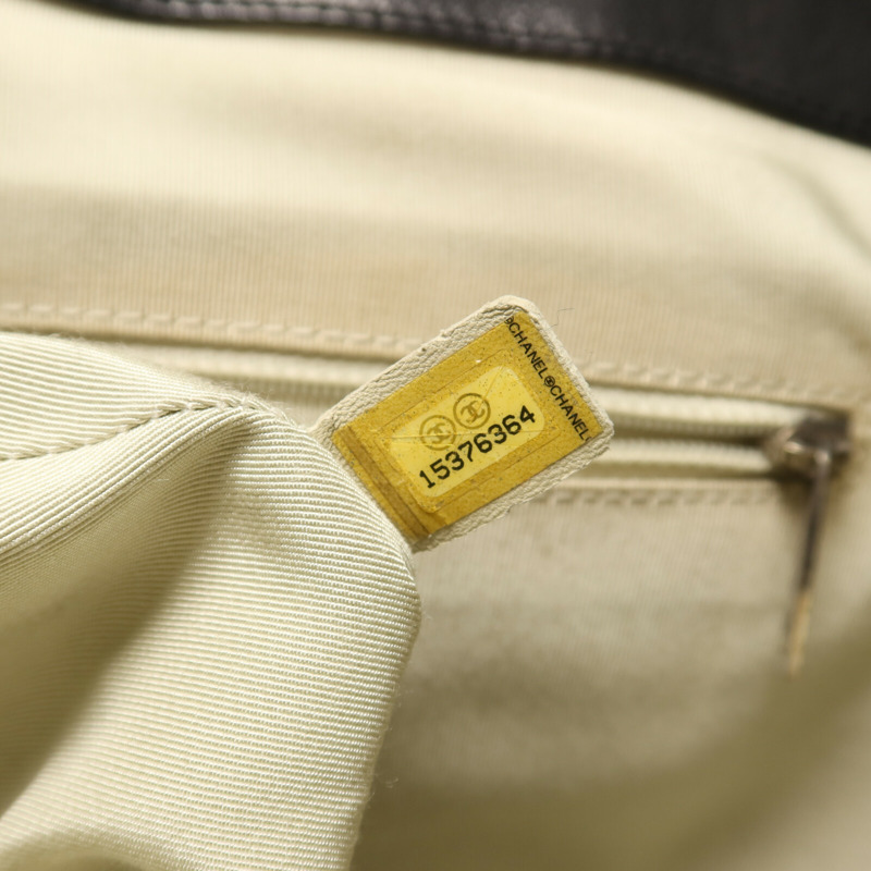 CHANEL 牛皮皮革Chain Shoulder銀扣鏈帶肩背袋-6