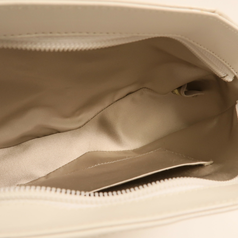 CHANEL 牛皮皮革Clutch Bag銀扣手拿包-4