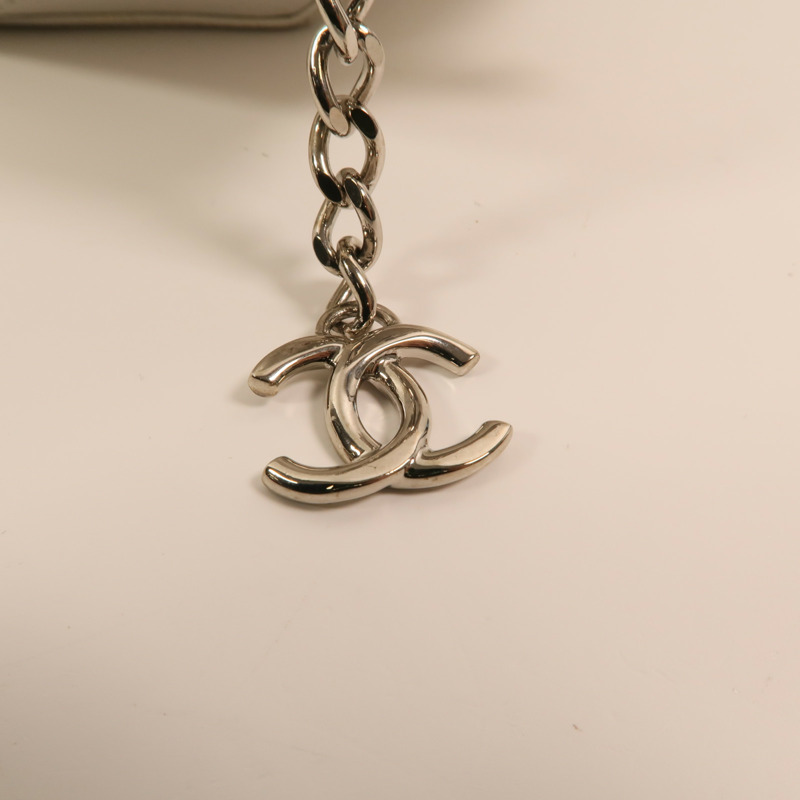 CHANEL 牛皮皮革Clutch Bag銀扣手拿包-8