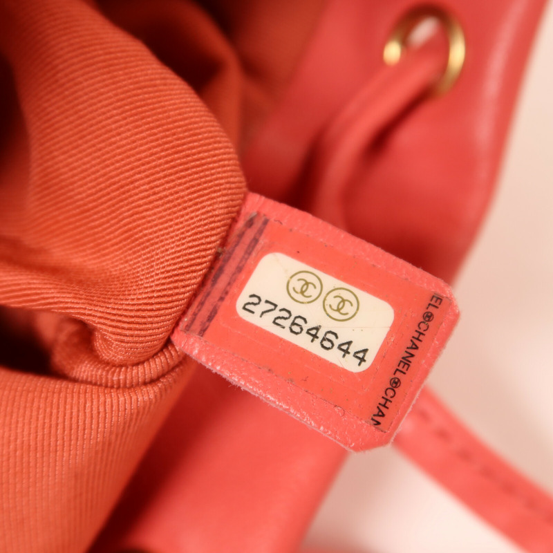 CHANEL 羊皮皮革Backpack金扣鏈帶背包-6