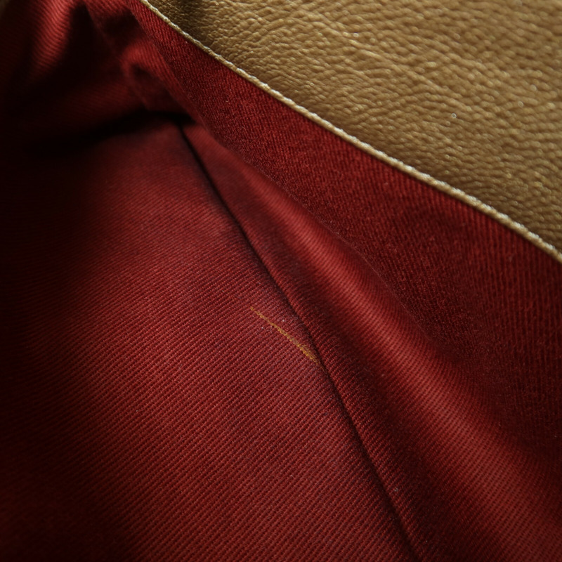 CHANEL 牛皮皮革Mademoiselle Bowling Bag銀扣鏈帶肩背袋-15