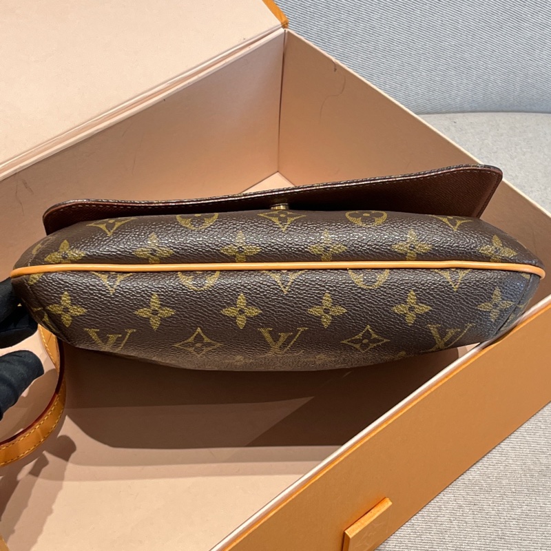 LV經典老花王菲單肩包-4